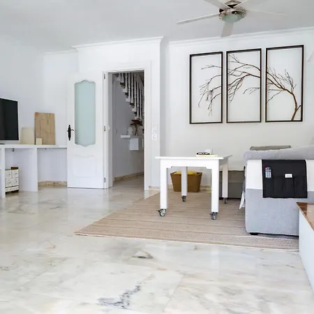 Casa Jardin - Residential Area -free Parking Outdoor-