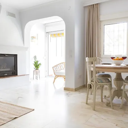 Casa Jardin - Residential Area -free Parking Outdoor- * Malaga