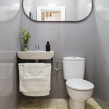 Holiday home Casa Jardin - Residential Area -free Parking Outdoor- Malaga