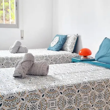 Casa Jardin - Residential Area -free Parking Outdoor-